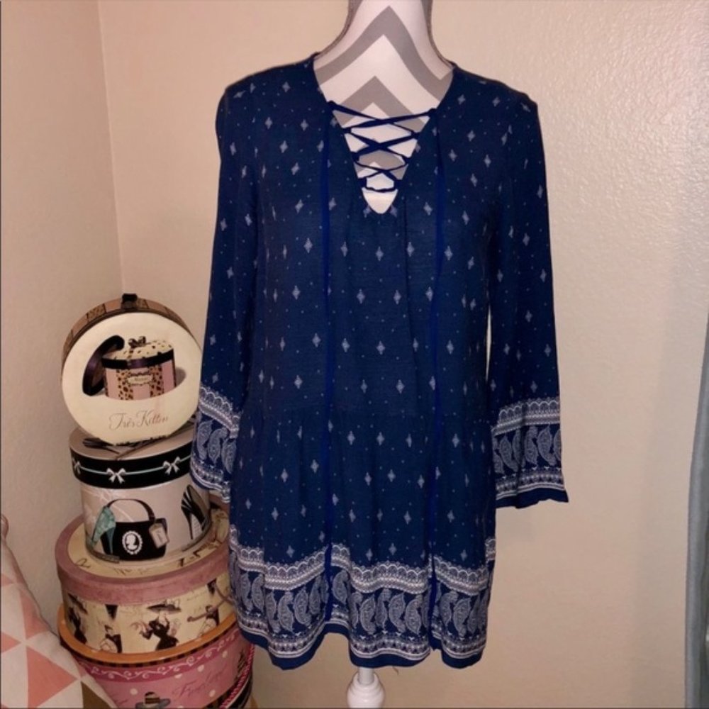 Charming Charlie Blue Paisley Lace-Up Tunic Small